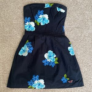 Hollister strapless mini dress navy floral, size small
